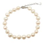 Freshwater pearl bracelet
