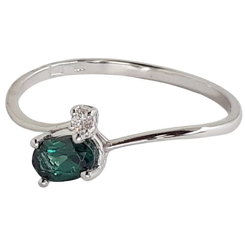 Unique toi et moi diamond ring with a 0.450-carat sapphire in white gold