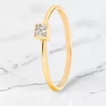 Egyedi princess gyémánt gyűrű sárga arany 0.225 karát briliáns