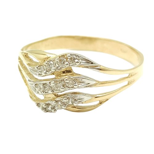 Wavy zirconia stone gold ring