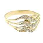 Wavy zirconia stone gold ring