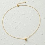 Thin gold pendant necklace