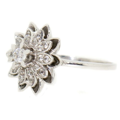 Silver ring with black zirconia flower