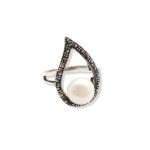 Silver ring with marcasite and white pearls