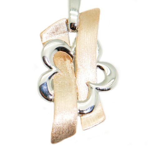 Silver flower pendant with gold-plated ribbon