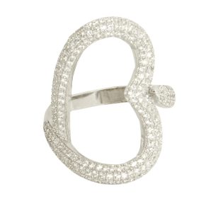 Silver heart ring with zirconia