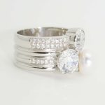 Silver ring with white pearl and zirconia