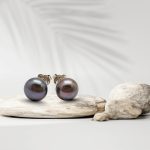 Gray freshwater pearl earrings, 1 cm 