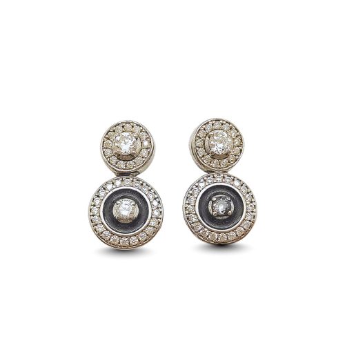 Stone-black double hoop earrings with silver studs