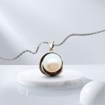 Freshwater pearl silver pendant