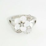 Floral silver ring