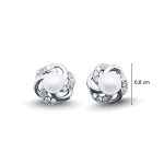 Silver pearl flower earrings 