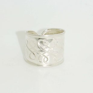   Silver band ring / Wide band with infinity pattern, larger size