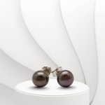 Gray freshwater pearl earrings, 6 mm