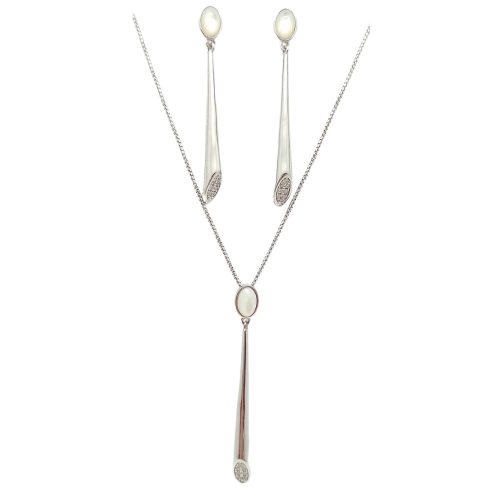 Silver jewelry set with pendant and earrings featuring mother-of-pearl decoration