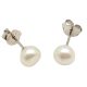 Silver earrings with pearls