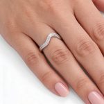 Silver ring with wave design