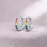 Ezüst kis karika fülbevaló szivárvány kövekkel