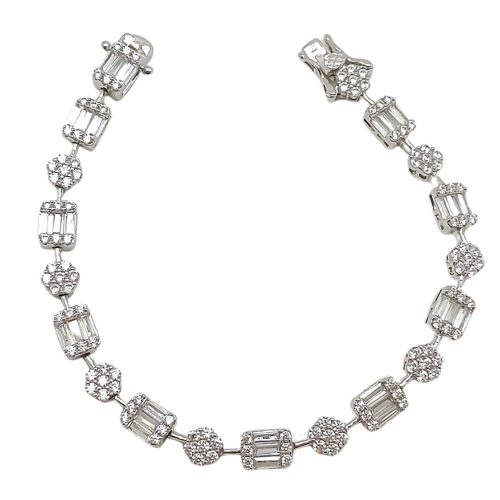 Silver luxury bracelet with flowers and rectangles