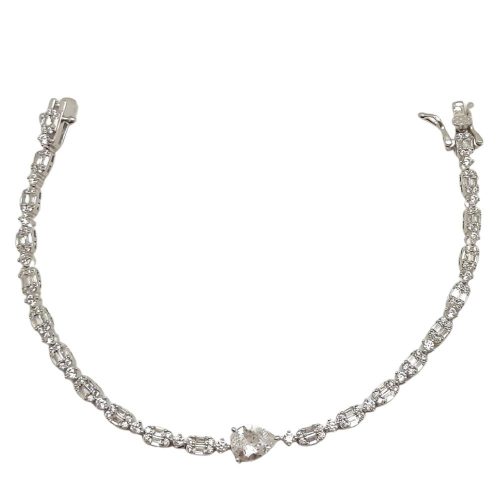 Silver luxury bracelet with drop decoration