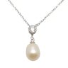 Silver Y-chain with teardrop-shaped pearl