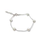 Silver bracelet with pearls