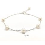 Silver bracelet with pearls