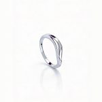 Minimalist silver wave ring