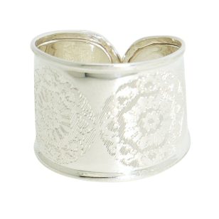   Silver band ring / Wide band with mandala pattern, larger size