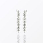 Silver drop / dangle earrings with leaf pattern