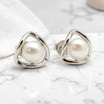 Geometric silver pearl earrings
