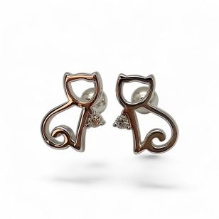 Cat-shaped silver earrings for girls with ball clasps