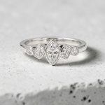 5-stone elegant silver ring