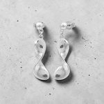 Minimalist twisted silver drop / dangle earrings