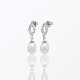 Dangle pearl drop silver earrings