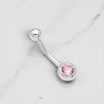 Ezüst köldök piercing rózsaszín kővel