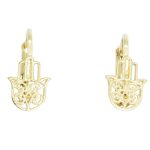 Latch-back gold earrings for dolls Hamza's hand