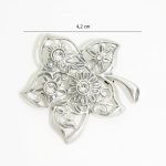Antique silver brooch with flower zirconia