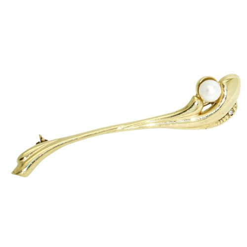 Elegant gold brooch with (Cultured) Freshwater pearls