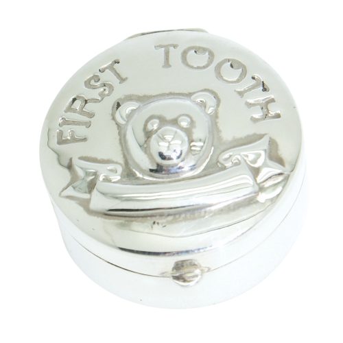 Baby gift: Silver first tooth box with engravable surface