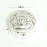 Baby gift: Silver first tooth box with engravable surface