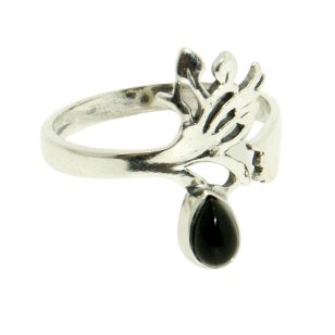 Silver adjustable ring with black onyx and wood pattern