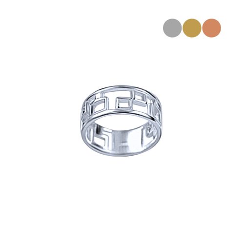 White gold ring with rectangles