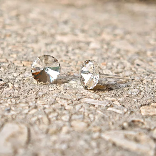 Hypoallergenic silicone earrings with white zirconia stone