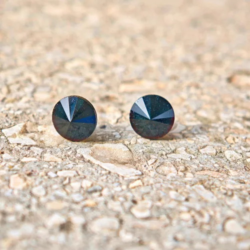 Hypoallergenic silicone earrings with black zirconia stone
