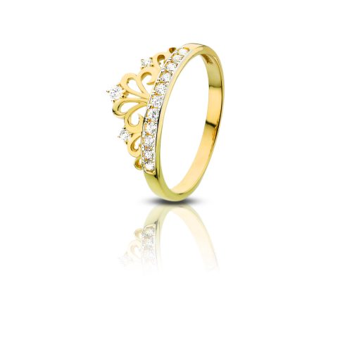 Gold crown ring with zirconia stones