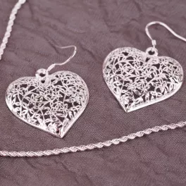 Heart & Love - Heart-shaped earrings